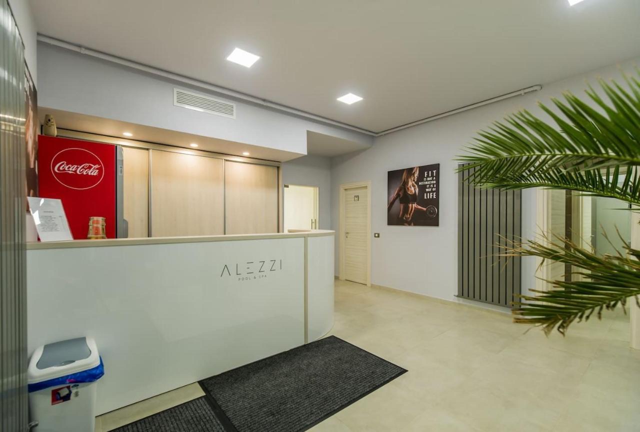 Baby Sea View And Pools Apartment- Mamaia Beach Resort Navodari Bagian luar foto